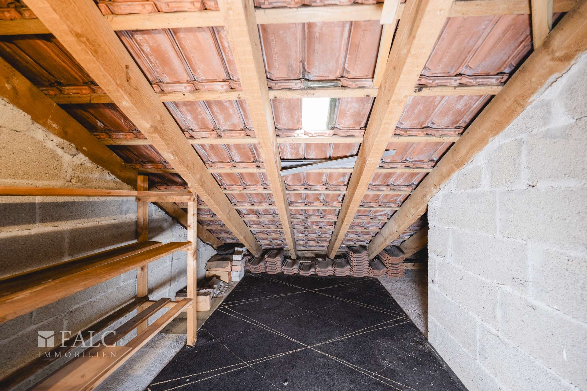 Attraktives Wohnhaus mit Balkon und vielseitigem Nutzungspotenzial in Zentraler Lage von Enzberg – Mühlacker – Vorschaubild 22