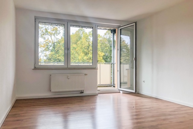Erstbezug nach Renovierung +++ 3-Zimmer-Wohnung mit Balkon 1. OG – Chemnitz – Vorschaubild 4