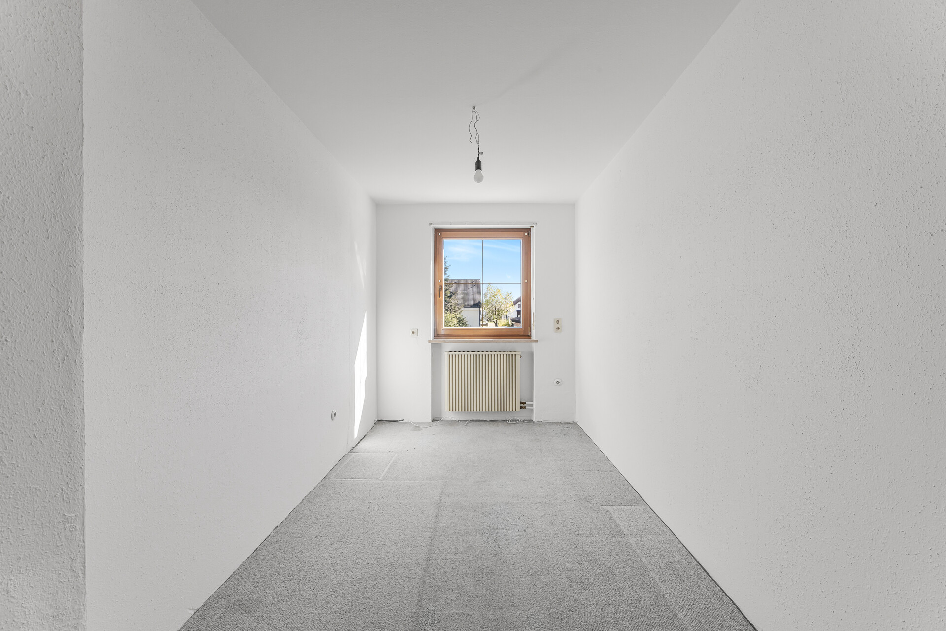 Großes Mehrfamilienhaus, Pool u. Doppelgarage, gepflegt, teilrenoviert - Bes: FR 29.5. ind. Vereinb. – München – Vorschaubild 26