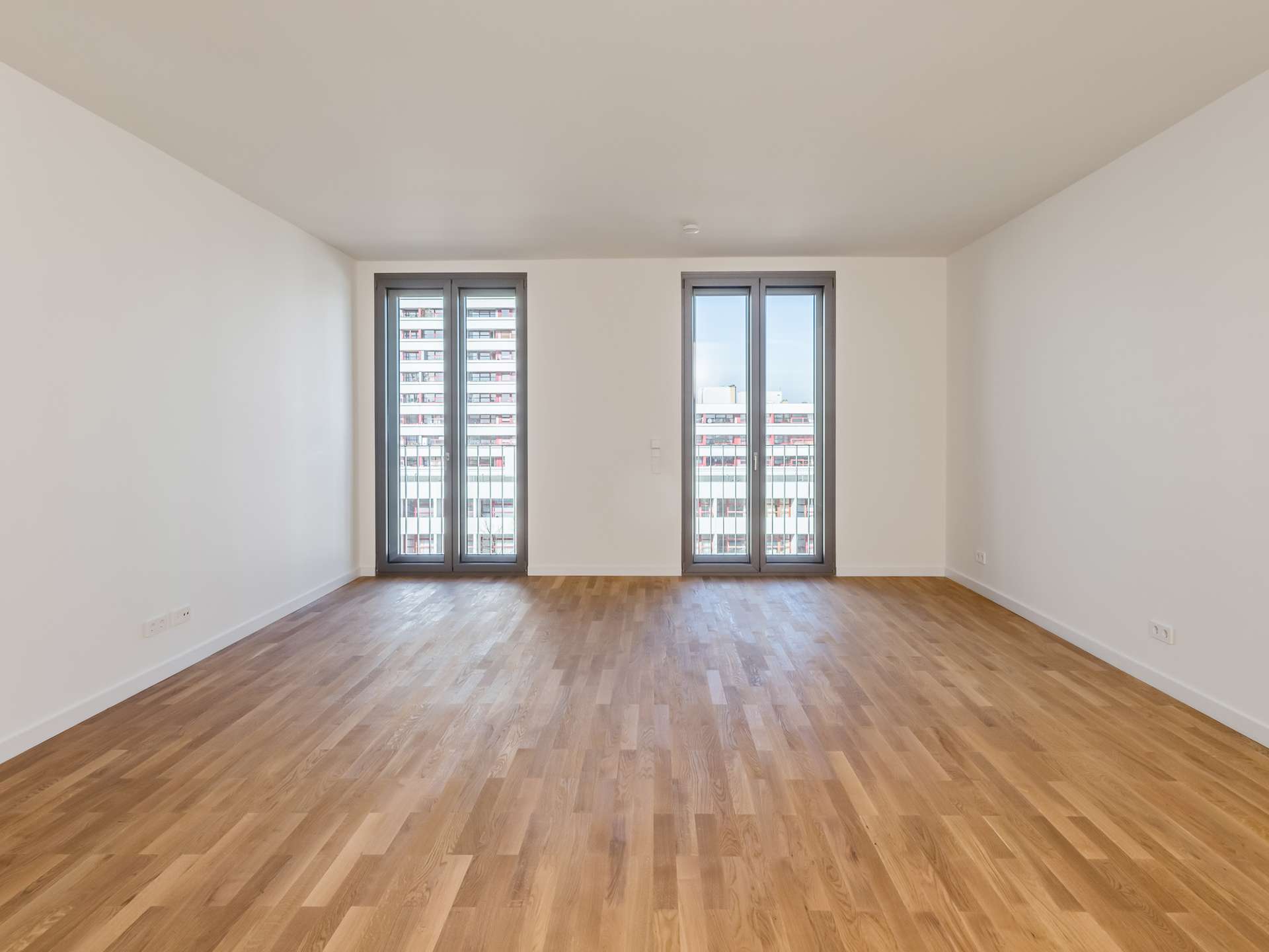 Helle 1-Zimmer-Neubauwohnung mit bodentiefen Fenstern in Charlottenburg – Berlin – Vorschaubild 3