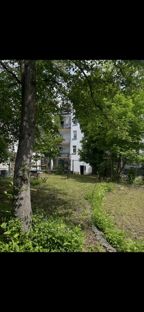 Mehrfamilienhaus in Leipzig West zu verkaufen, Kapitalanlage, Haus Projekt mit großen Grundstück – Leipzig – Bild 1 von 3