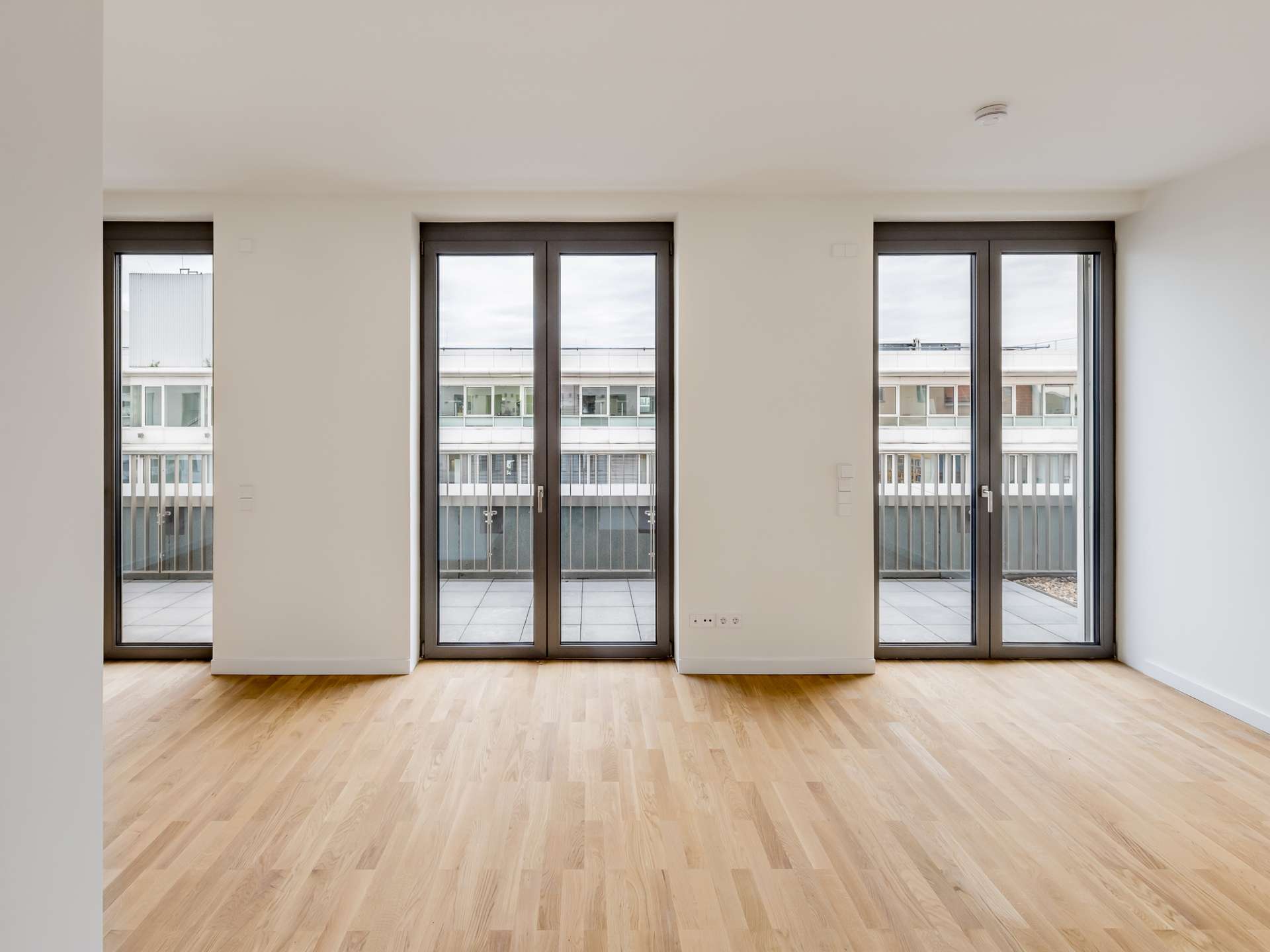 Beste Lage in Charlottenburg: Kompakte 1-Zimmer-Neubauwohnung mit Terrasse und viel Licht – Berlin – Vorschaubild 3