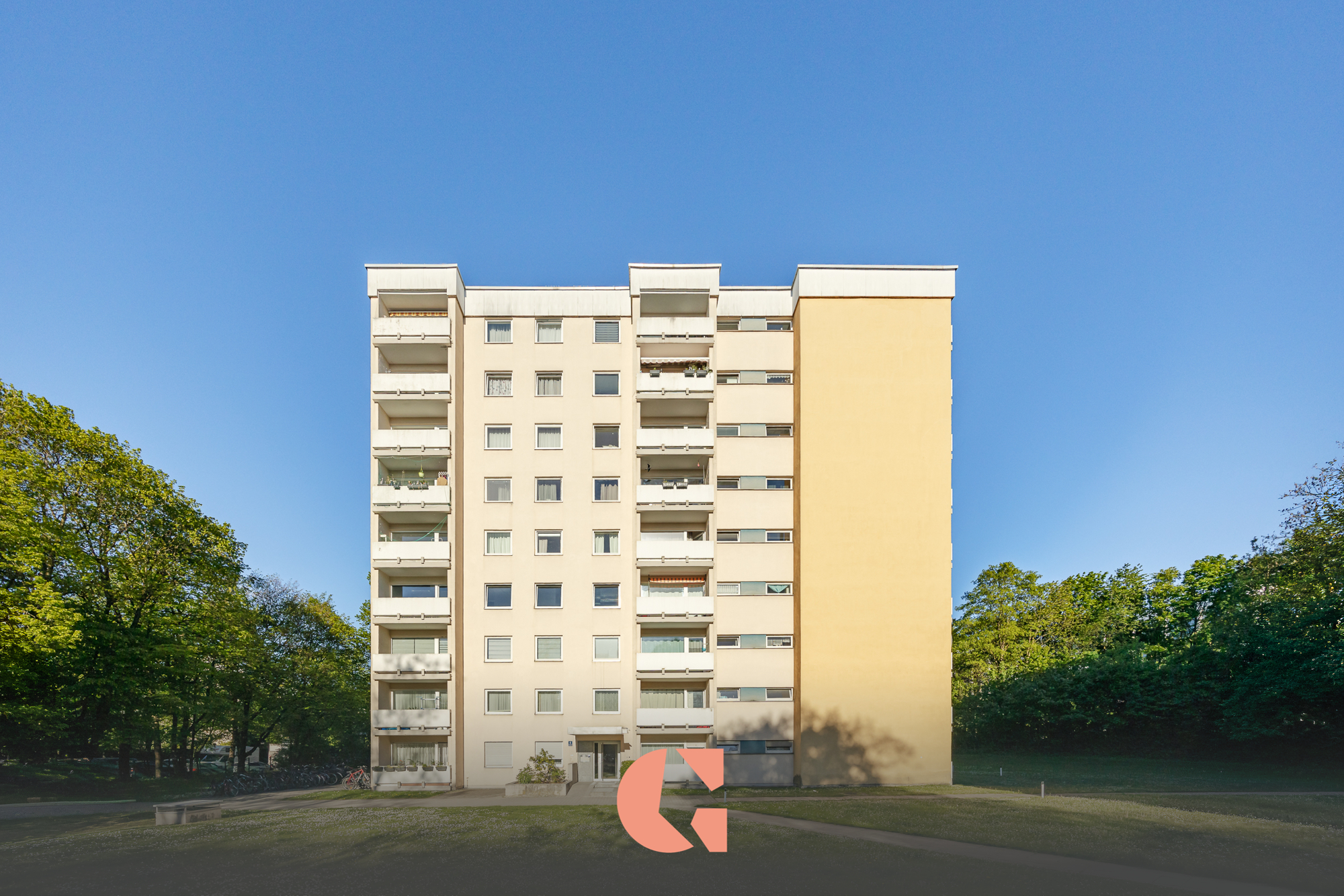 Ganz Oben ist es am schönsten! + U-Bahnnähe - Charmante 3-Zimmer-Wohnung – München – Bild 1 von 9