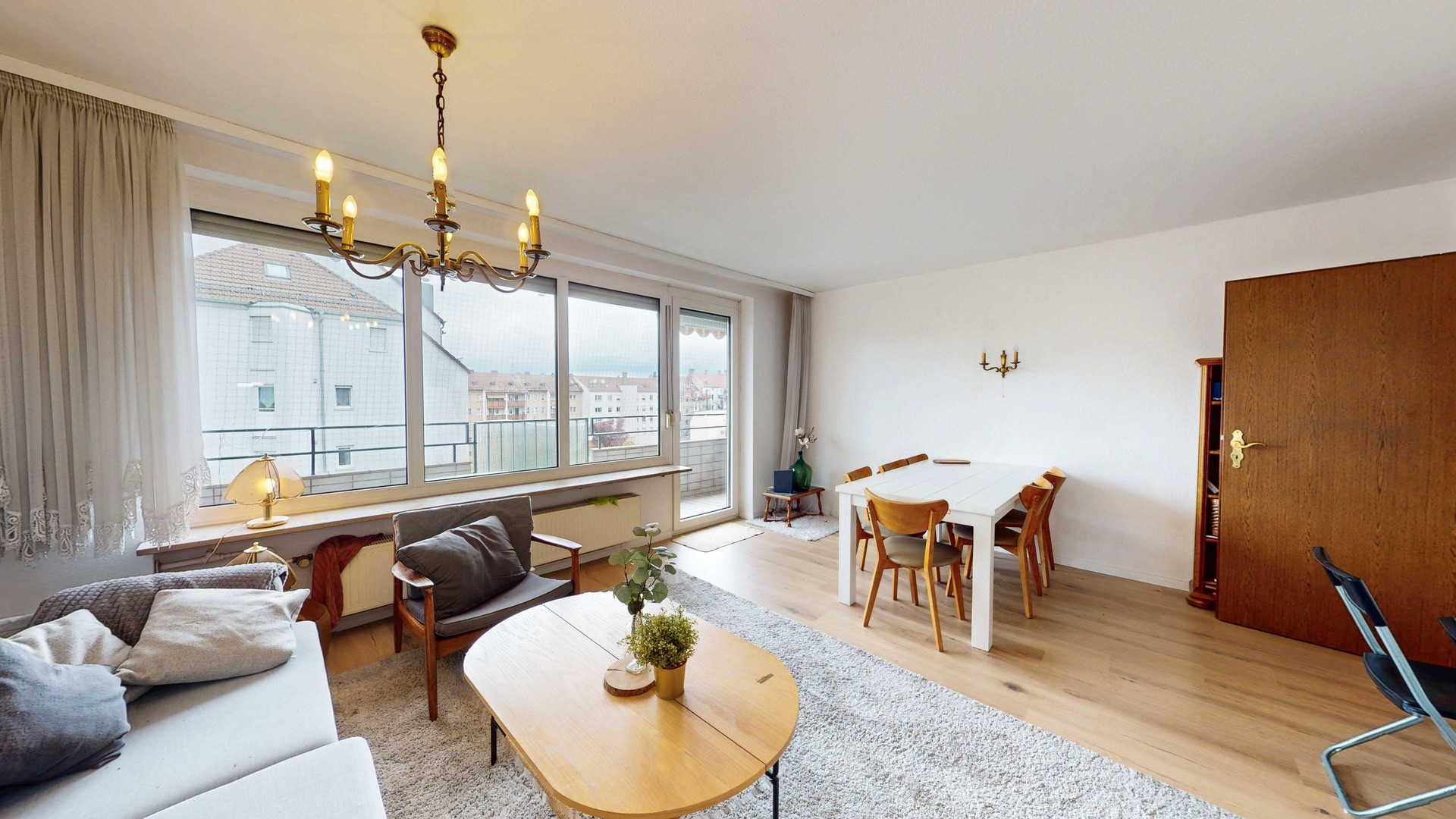 Zentrumsnah startklar - Praktische 4-Zimmerwohnung in Hohe Marter/Schweinau – Nürnberg – Bild 1 von 17