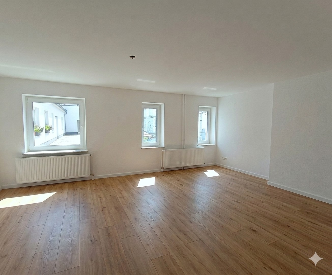 4-Zimmer-EG-Wohnung mit eigener Terrasse in Dortmund-Klinikviertel – Dortmund – Bild 1 von 6
