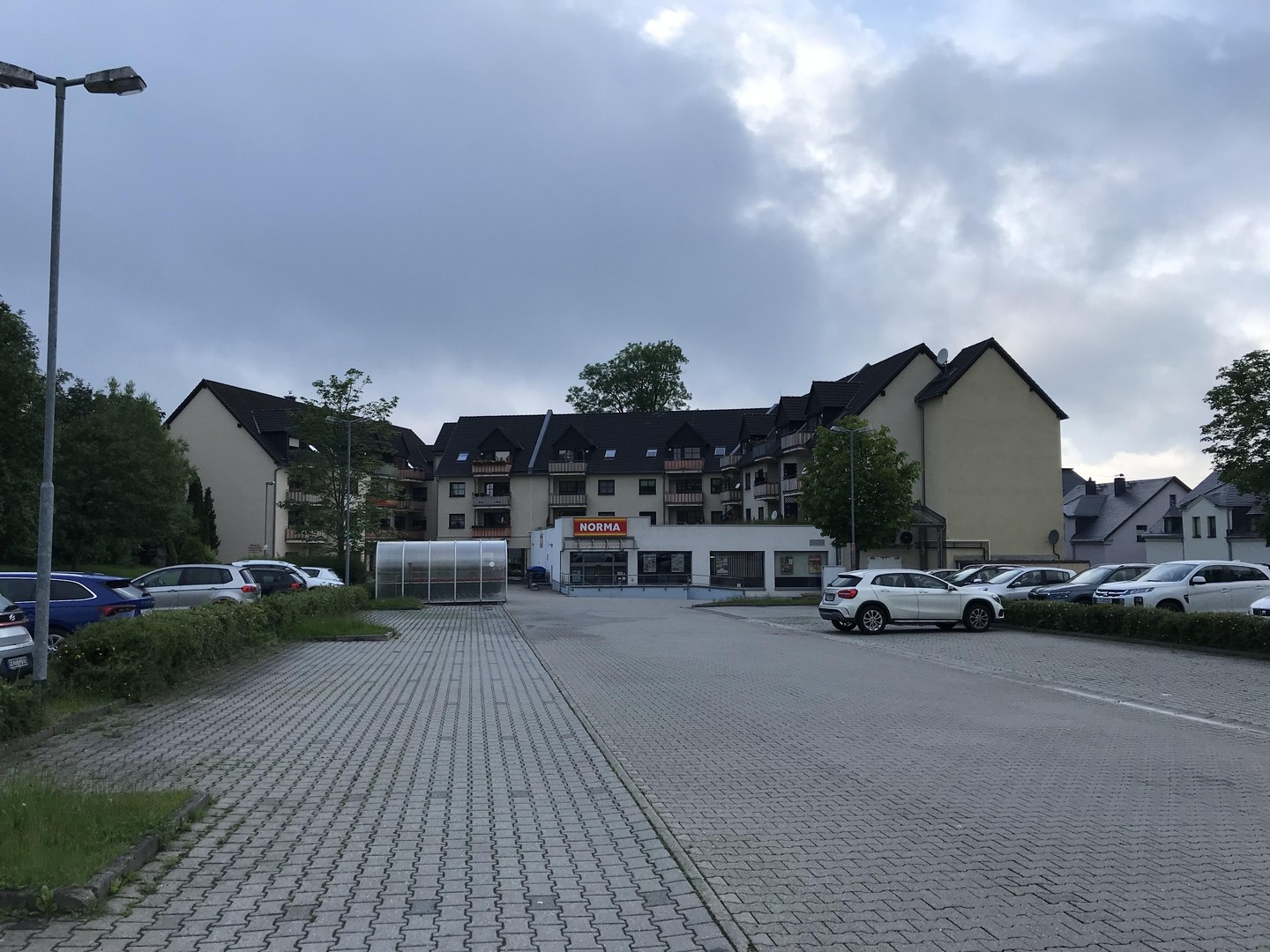 bg