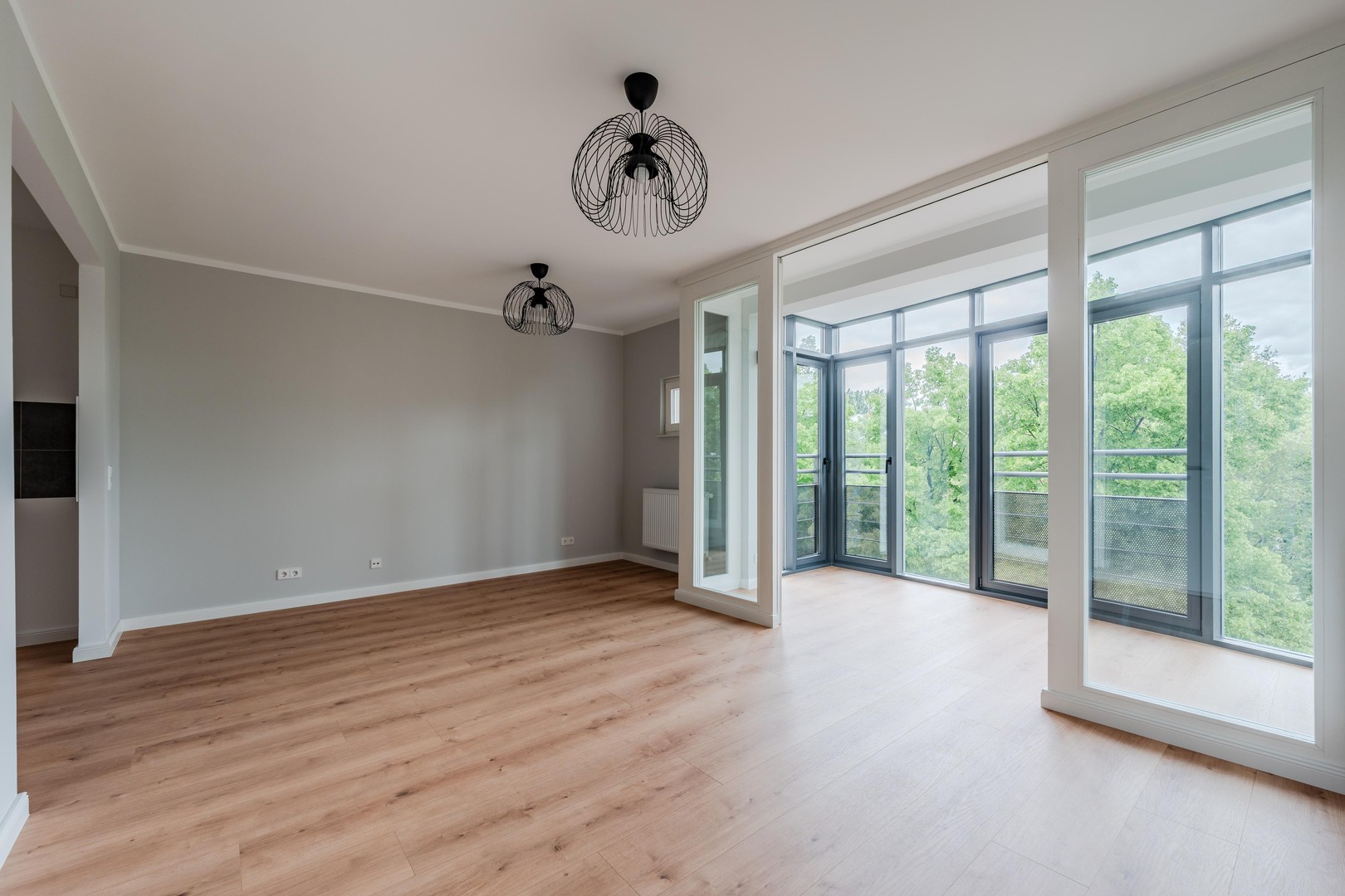 Erstbezug nach Sanierung - provisionsfreie 2-Zimmerwohnung mit Wintergarten – Berlin – Bild 1 von 31