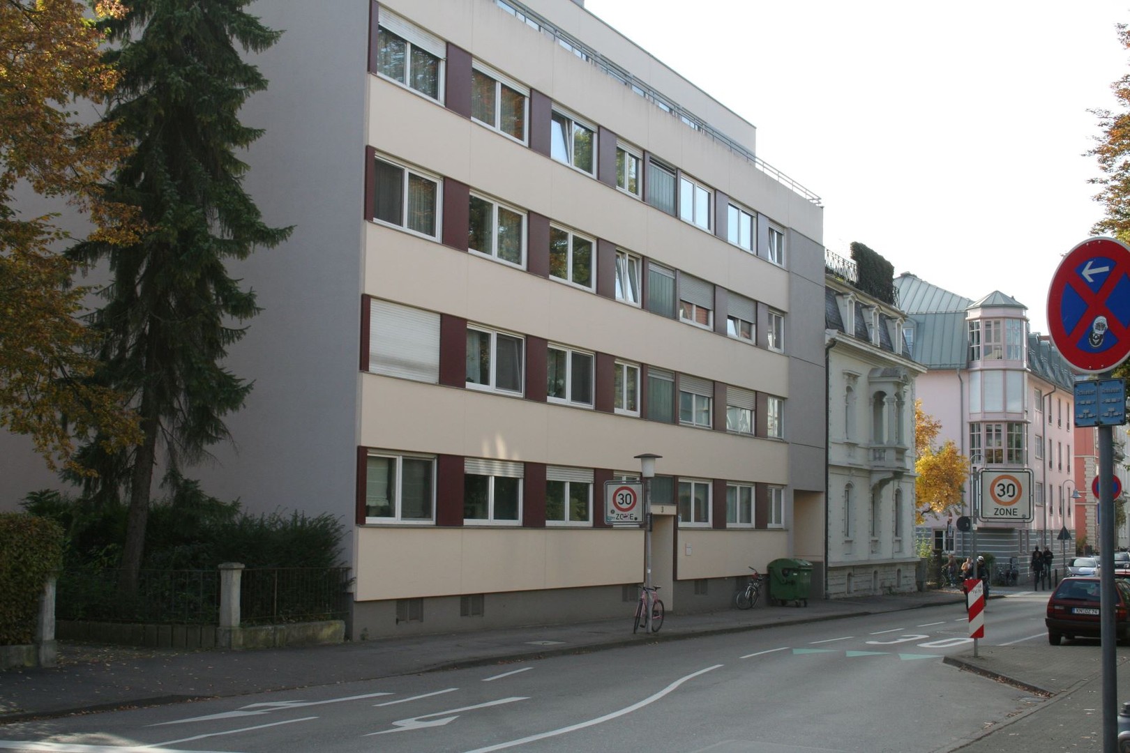 bg