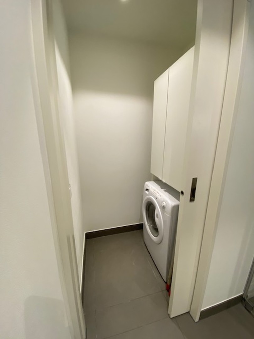 Luxus Design Appartement mit Elbblick – Hamburg – Vorschaubild 15