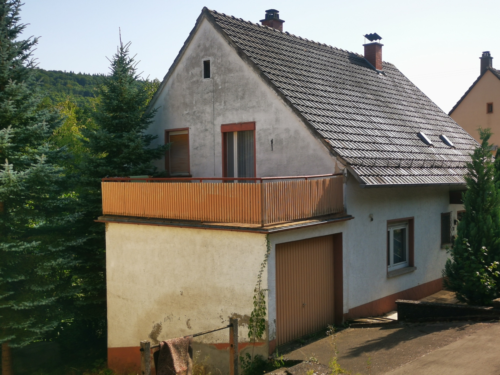 bg