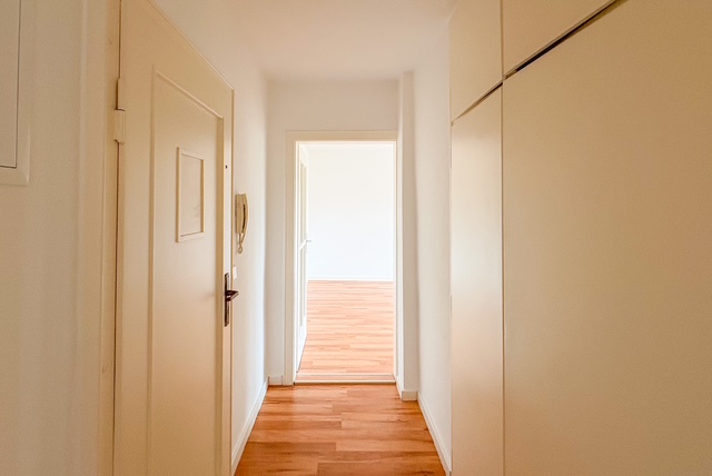 Perfekter Start ins eigene Zuhause – Balkon & Einbauküche inklusive! – Chemnitz – Vorschaubild 6