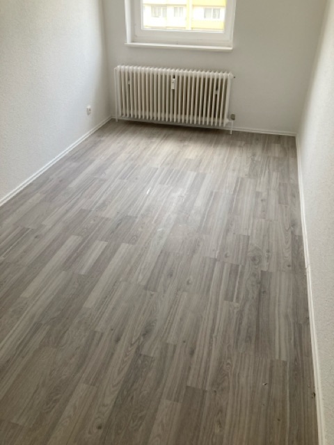Schöne 3-Zimmer-Wohnung mit Aussicht und Einbauküche – Salzgitter – Vorschaubild 7