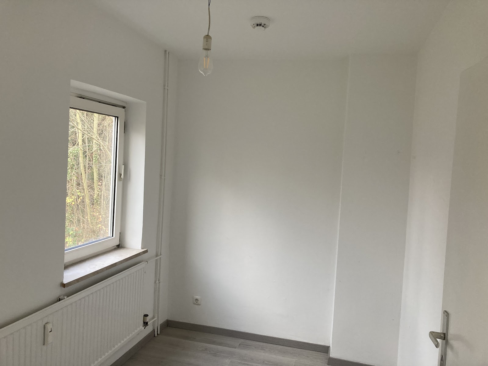 Zentral. Hell. Bezugsfertig – 2 Zimmer im Herzen der Stadt – Salzgitter – Vorschaubild 3