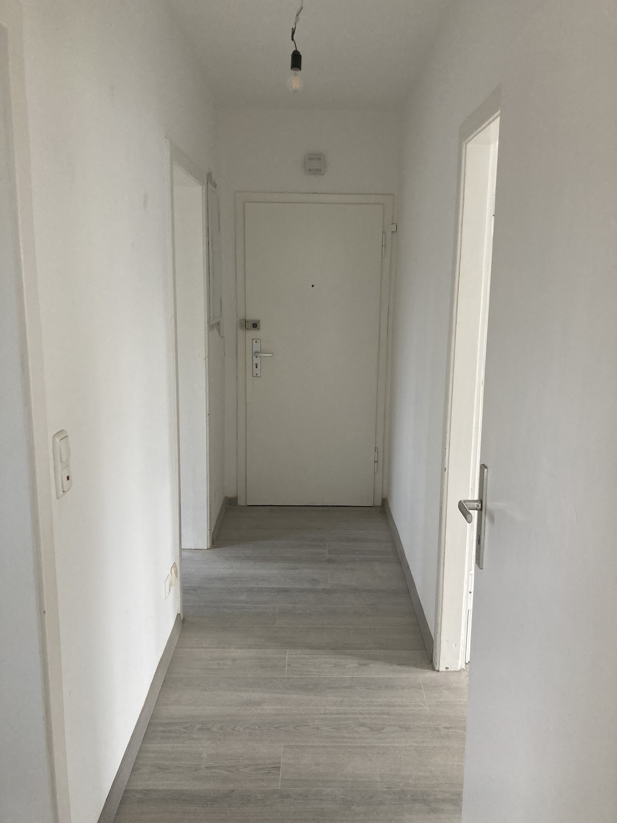 Zentral. Hell. Bezugsfertig – 2 Zimmer im Herzen der Stadt – Salzgitter – Vorschaubild 4