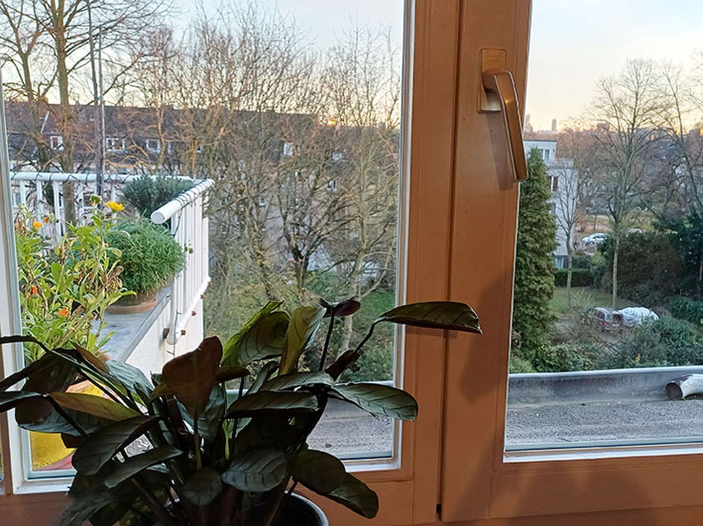 Helle 4,5-Zimmer-Maisonette-Wohnung mit Dachterrasse. Zentrale und ruhige Lage in Altenessen Süd – Essen – Vorschaubild 44