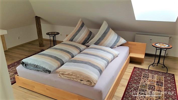 21634 HomeCompany Dresden Möbliert/Furnished Große 3-Zimmer Dachwohnung in Dresden-Dobritz max. 5 Personen – Dresden – Vorschaubild 8