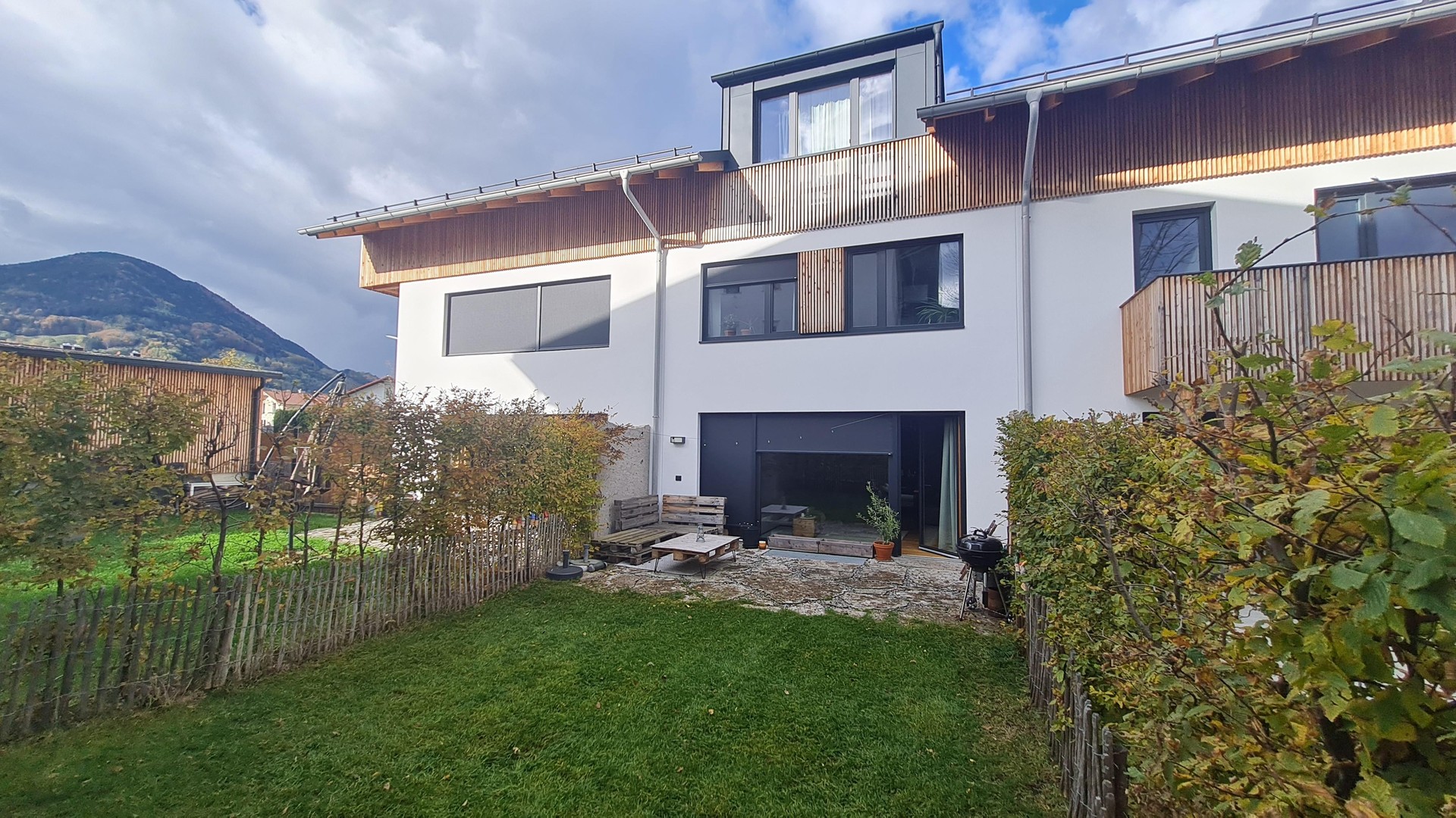 Modernes Mittelhaus mit Gartenanteil in familienfreundlicher Lage von Brannenburg – Branneburg – Vorschaubild 25