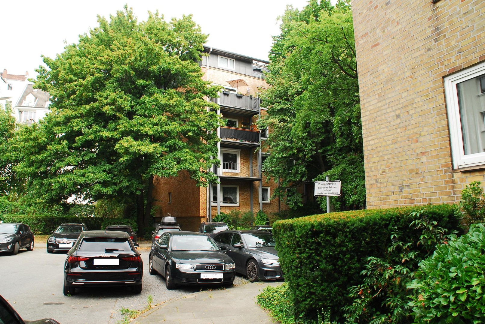 Sehr ruhig auf der Uhlenhorst: Preiswerte 3-Zimmer-ETW (ca. 64 m²) in 22085 Hamburg – Hamburg – Bild 1 von 11