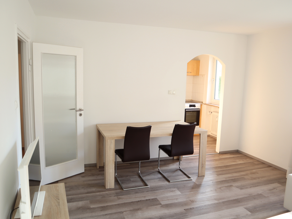 Ruhiges 1-Zimmer-Apartment in Milbertshofen zentral und doch im Grünen – München – Vorschaubild 4