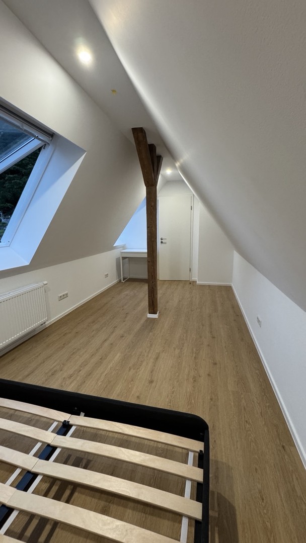 Neugründung - 4er WG kernsaniert und Garten (auch für Pärchen oder Familie geeignet)