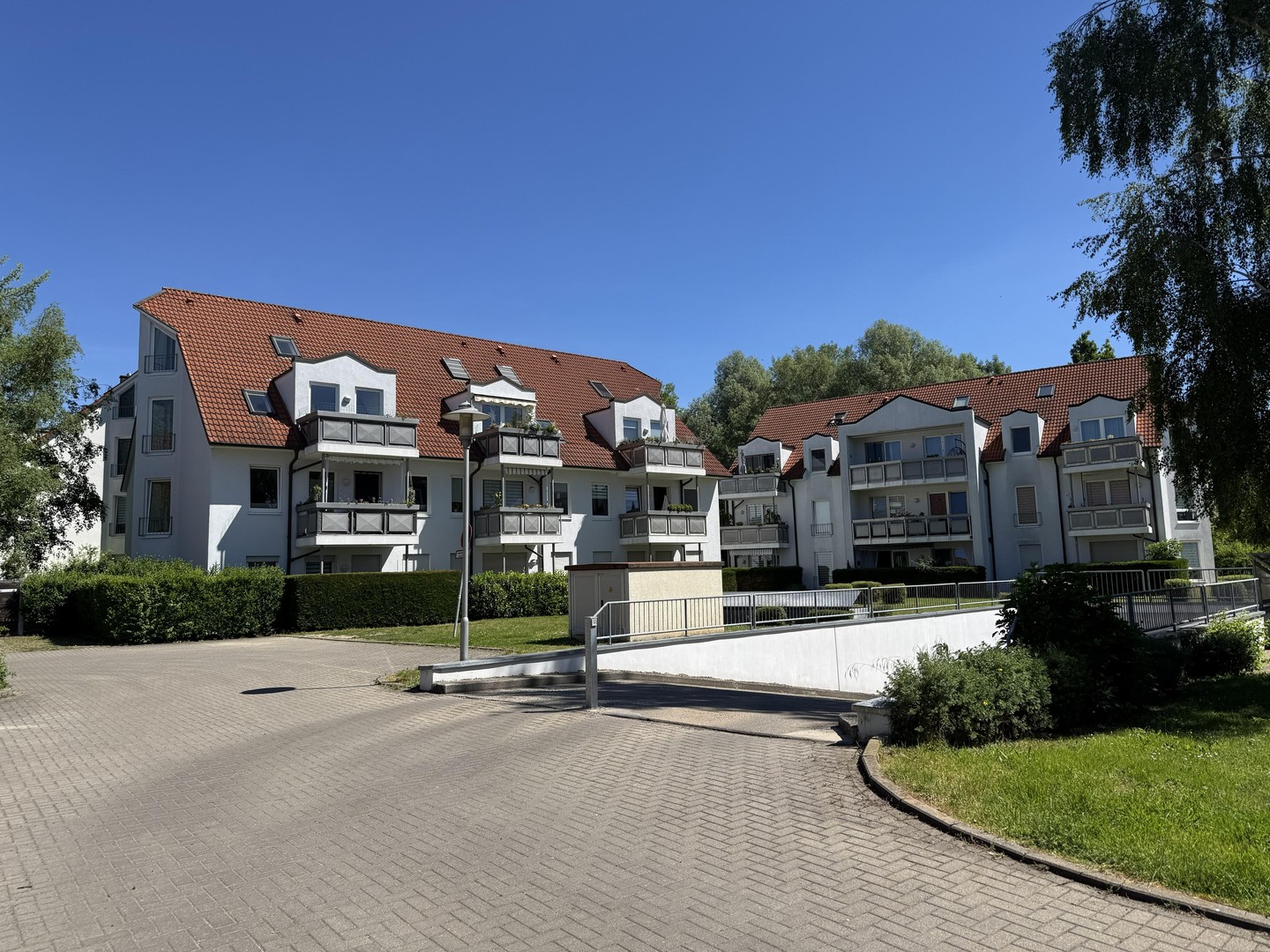 Komfort- 3-Raumwohnung mit Balkon und Tiefgaragen- Stellplatz im Hansapark
