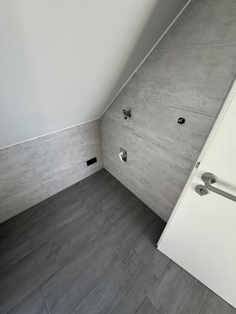 Komfort- 3-Raumwohnung mit Balkon und Tiefgaragen- Stellplatz im Hansapark – Magdeburg – Vorschaubild 23