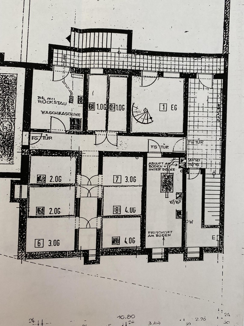 Mehrfamilienhaus mit 8 Wohnungen+1 Gewerbe nach WEG geteilt, 4 Garagen, 7 Stellplätze – Nürnberg – Vorschaubild 30