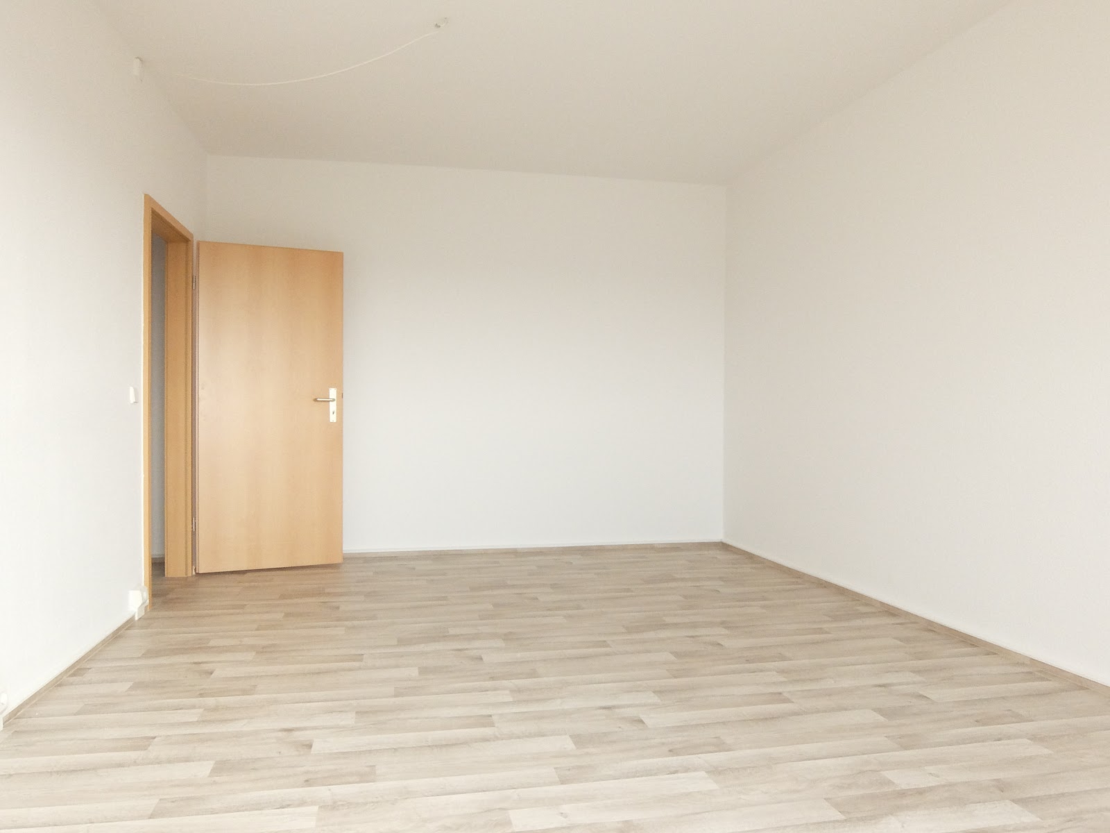 Wohnung mit Aufzug ? Klick hier ---> Frisch saniert für Sie – Chemnitz – Vorschaubild 6