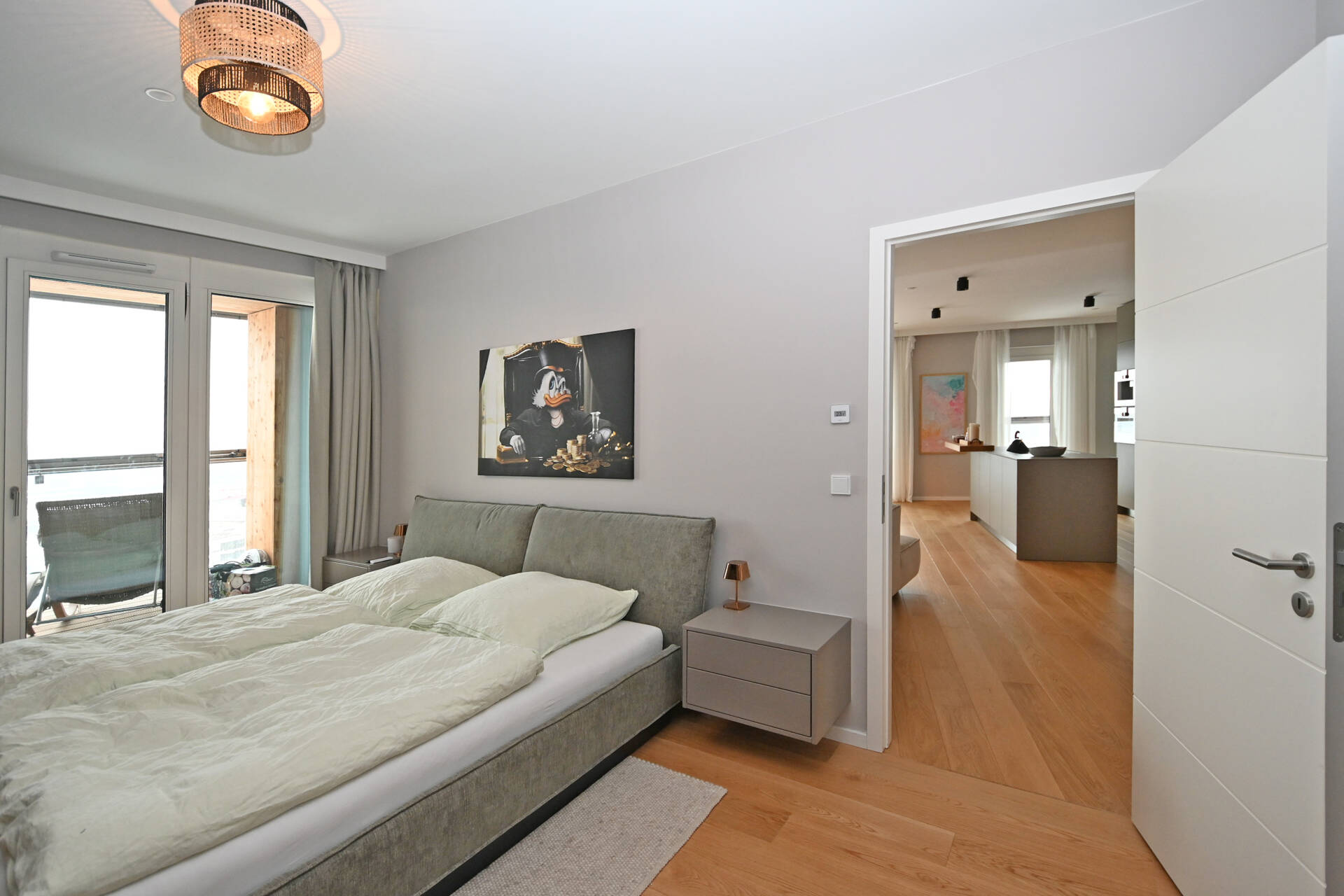 Traumhafte Wohnung in exklusiver Lage mit fabelhaftem Ausblick und Ausstattung in der Hafencity! – Hamburg – Vorschaubild 9