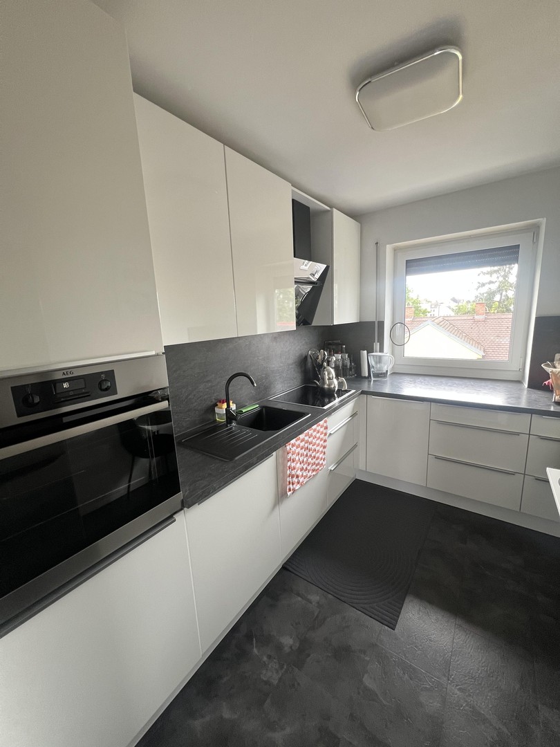 3-Zimmer-Wohnung mit Balkon, KFZ-Stellplatz und Einbauküche in Augsburg-Oberhausen/Bärenwirt – Augsburg – Vorschaubild 11