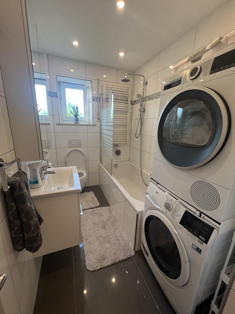 Geschmackvolle 3-Zimmer-Wohnung mit Einbauküche in Augsburg-Oberhausen/Bärenwirt – Augsburg – Vorschaubild 14