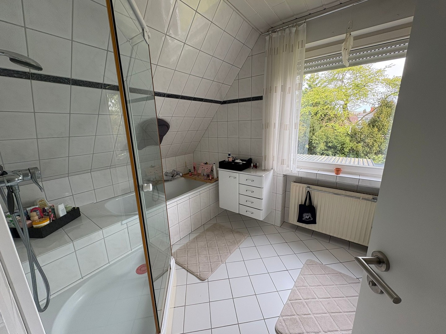 gepflegtes, laufend modernisiertes Wohnhaus in zentrumsnaher Lage von Papenburg zu verkaufen – Papenburg – Vorschaubild 9