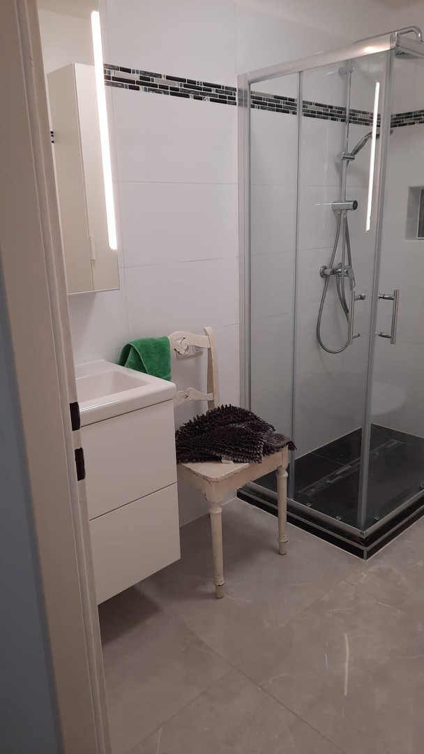 Traumhaft wohnen in München-Solln: Möblierte 2-Zimmer-Gartenwohnung – München – Vorschaubild 25