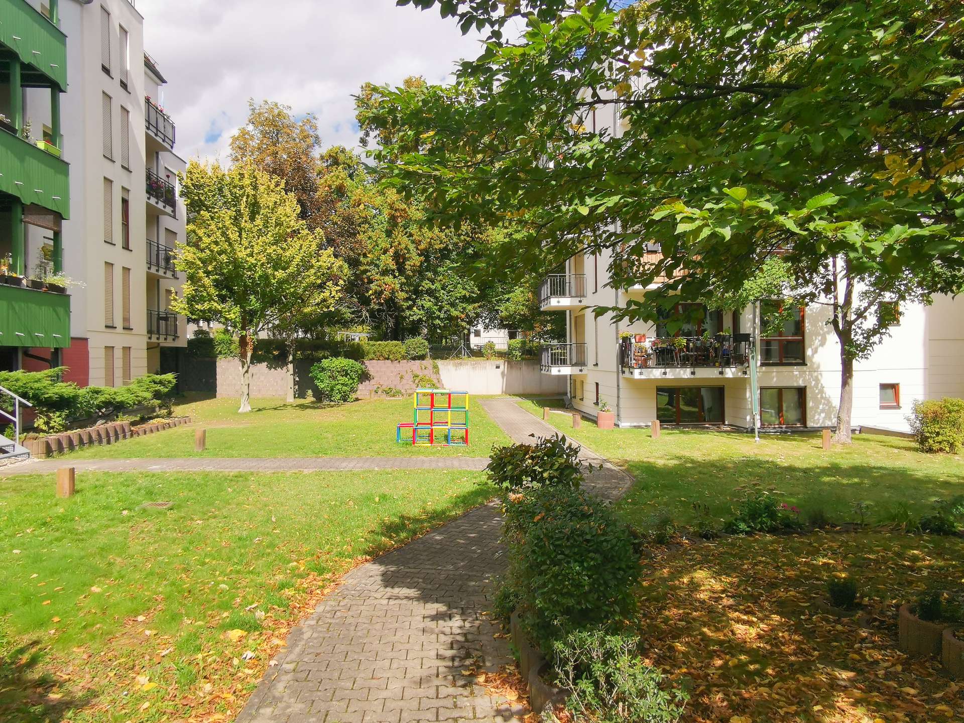 Helles und großzügiges Apartment mit Einbauküche und Tiefgaragenstellplatz – Leipzig – Vorschaubild 23