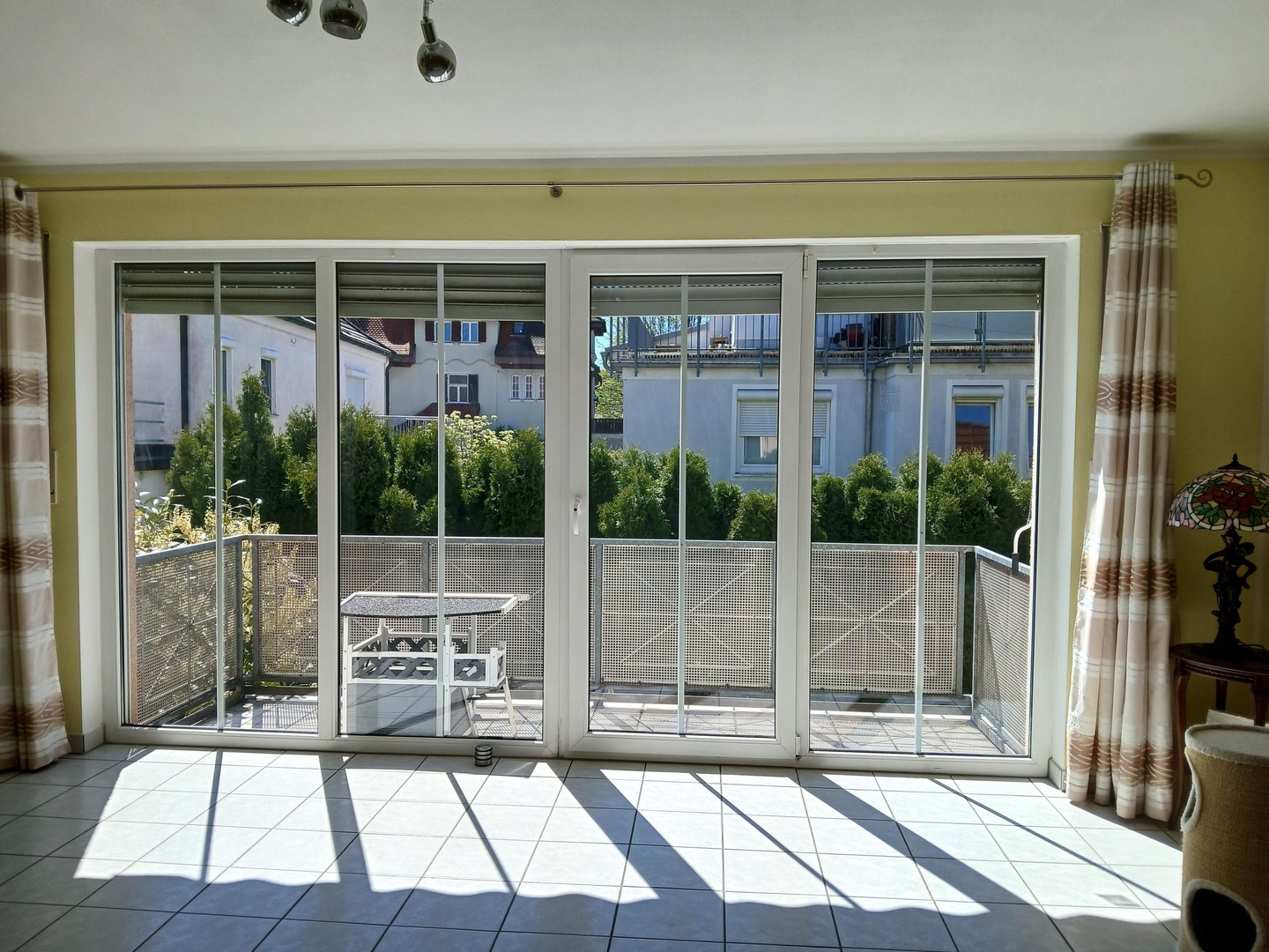 1-Zimmer Apartment Ingolstadt mit Balkon, Tiefgarage von privat