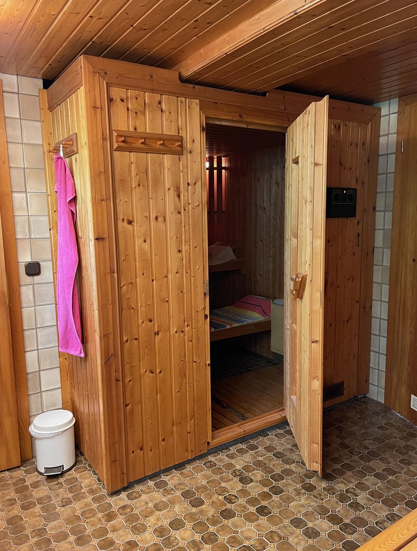 großzügiges Familienhaus, nahe der Stadt, in ländlicher Umgebung, mit weitem Horizont – Hamburg – Vorschaubild 44
