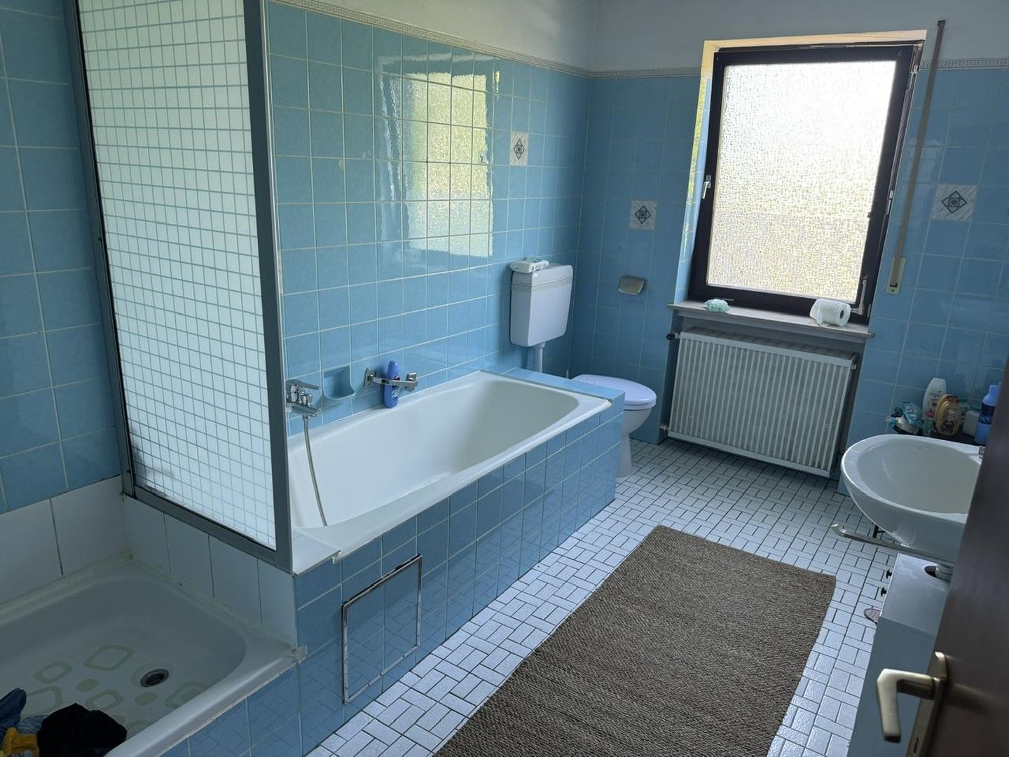Vielseitiges Dreifamilienhaus in Top-Lage von Graben-Neudorf (OT Neudorf) – Graben-Neudorf – Vorschaubild 32