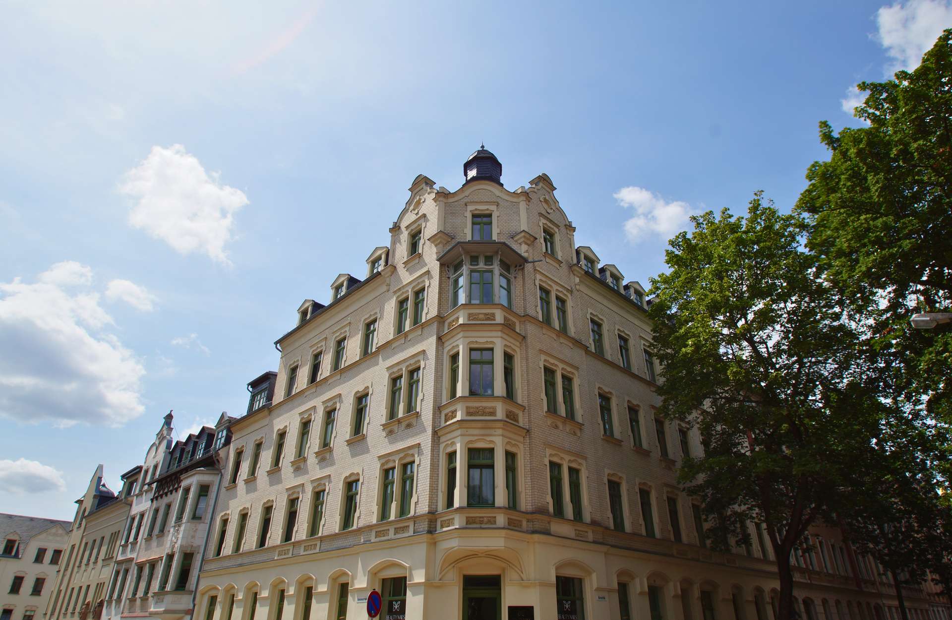 Neuer Fußboden möglich: helle 3-Zimmerwohnung mit Gäste-WC, Dusche + Wanne! – Chemnitz – Vorschaubild 2