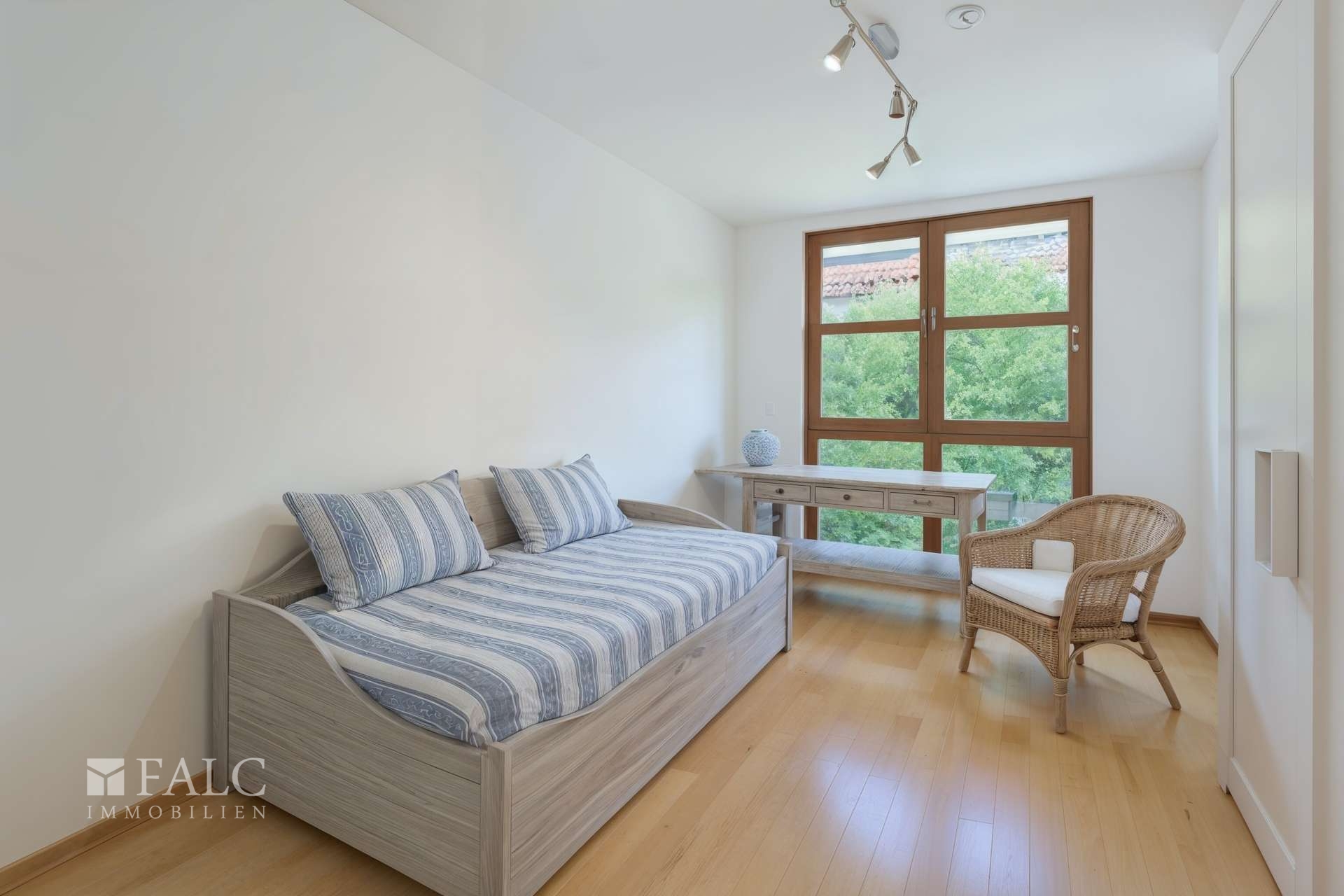 Wohnglück auf vier Ebenen – modernes Reihenmittelhaus in begehrter Lage von Feldmoching – München – Vorschaubild 23