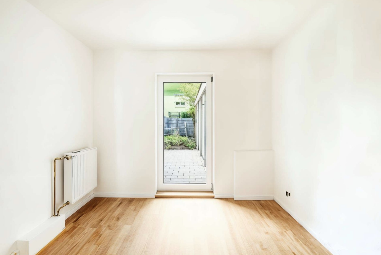 Studentenhaus: 10 freie WG-Zimmer für Neugründung in Langemarckstraße! – Bremen – Vorschaubild 2