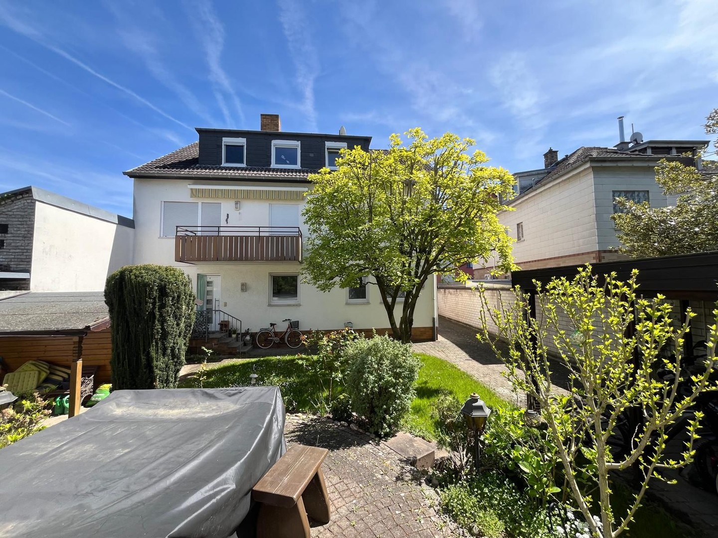 Mehrfamilienhaus mit Gewerberäumen in zentraler Lage von Mainz-Kostheim PROVISIONSFREI – Wiesbaden – Vorschaubild 2