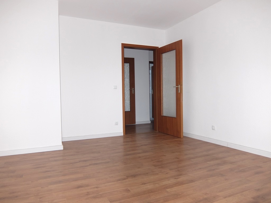 *** beliebt im 1. Obergeschoss mit Balkon – Chemnitz – Vorschaubild 10