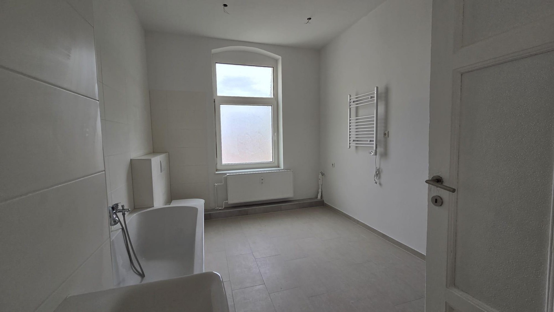 Großzügige 3-Zimmer-Wohnung, frisch modernisiert, Dusch-Wannenbad – Magdeburg – Vorschaubild 17
