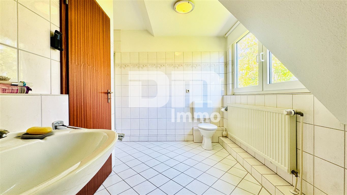 Charmantes Wohnglück - Ihr neues Zuhause mit Carport / Terrasse und großem Gartenbereich – Rosdorf , Kr Göttingen – Vorschaubild 19