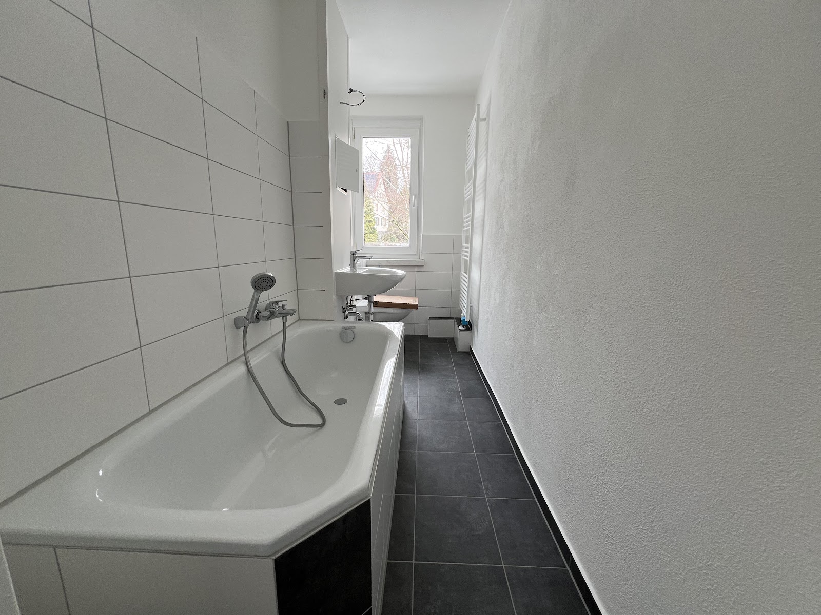 Ihr Wohlfühl-Zuhause: Sanierte Wohnung mit Balkon im grünen Helbersdorf – Chemnitz – Vorschaubild 11