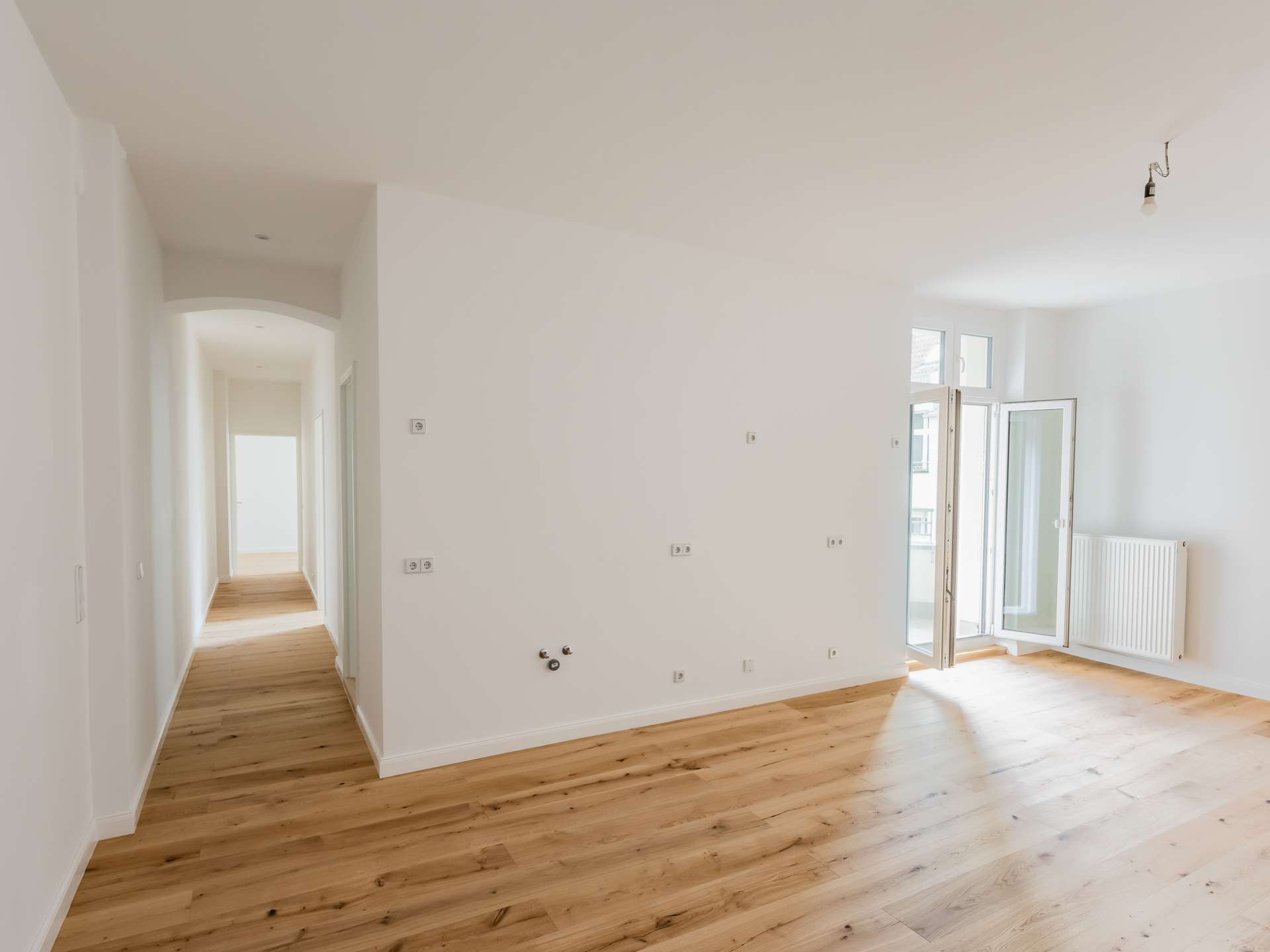 Liebevoll renovierte 3-Zimmer-Altbauwohnung mit Balkon in Berlin-Wilmersdorf – Berlin – Bild 1 von 13