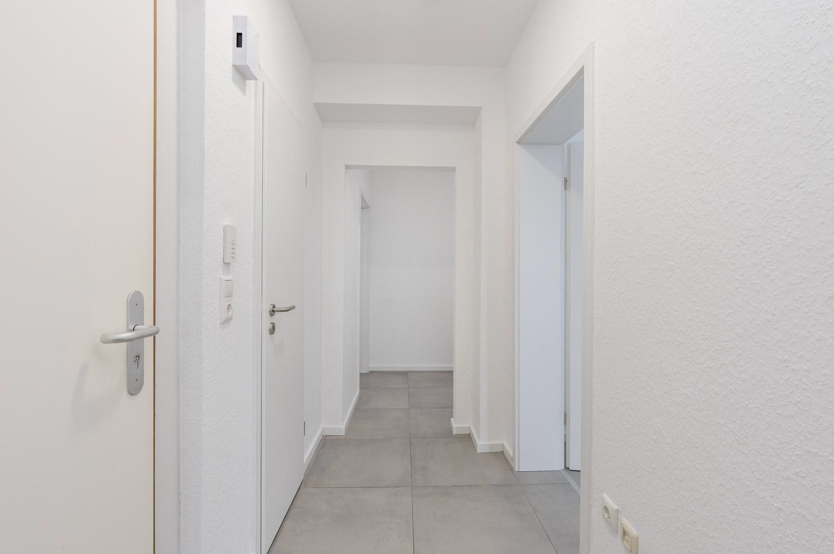 2,5 Zimmer mit Balkon - sofort einziehen oder vermieten – Düsseldorf – Vorschaubild 7