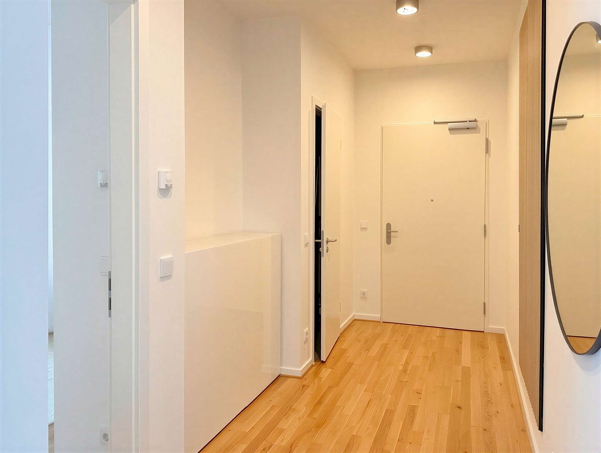 Bleichert Werke! Bezugsfreier Wohntraum | Fußbodenheizung | Balkon | Stellplatz | Einbauküche – Leipzig – Vorschaubild 4