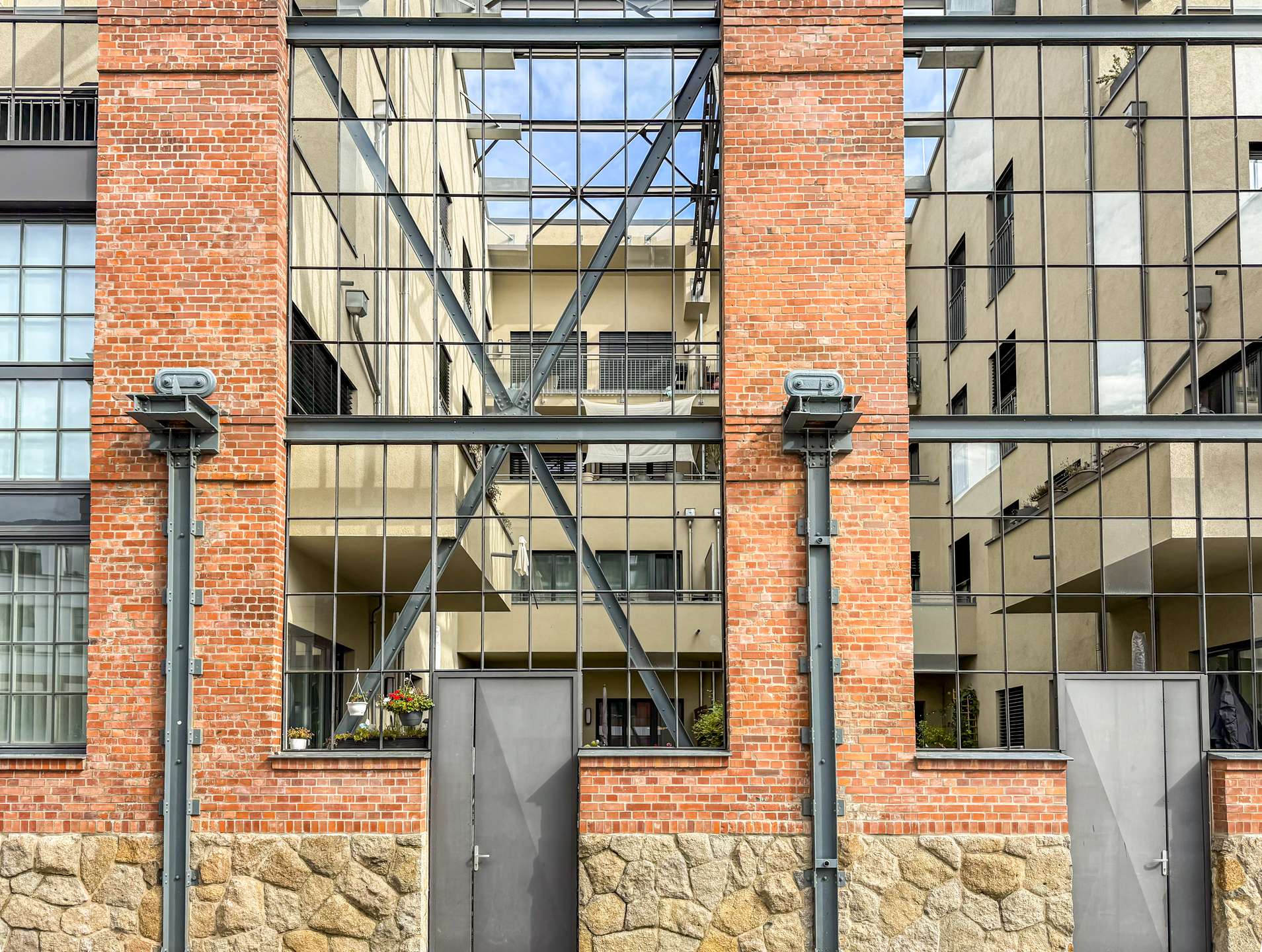 Bleichert Werke! Bezugsfreier Wohntraum | Fußbodenheizung | Balkon | Stellplatz | Einbauküche – Leipzig – Vorschaubild 21