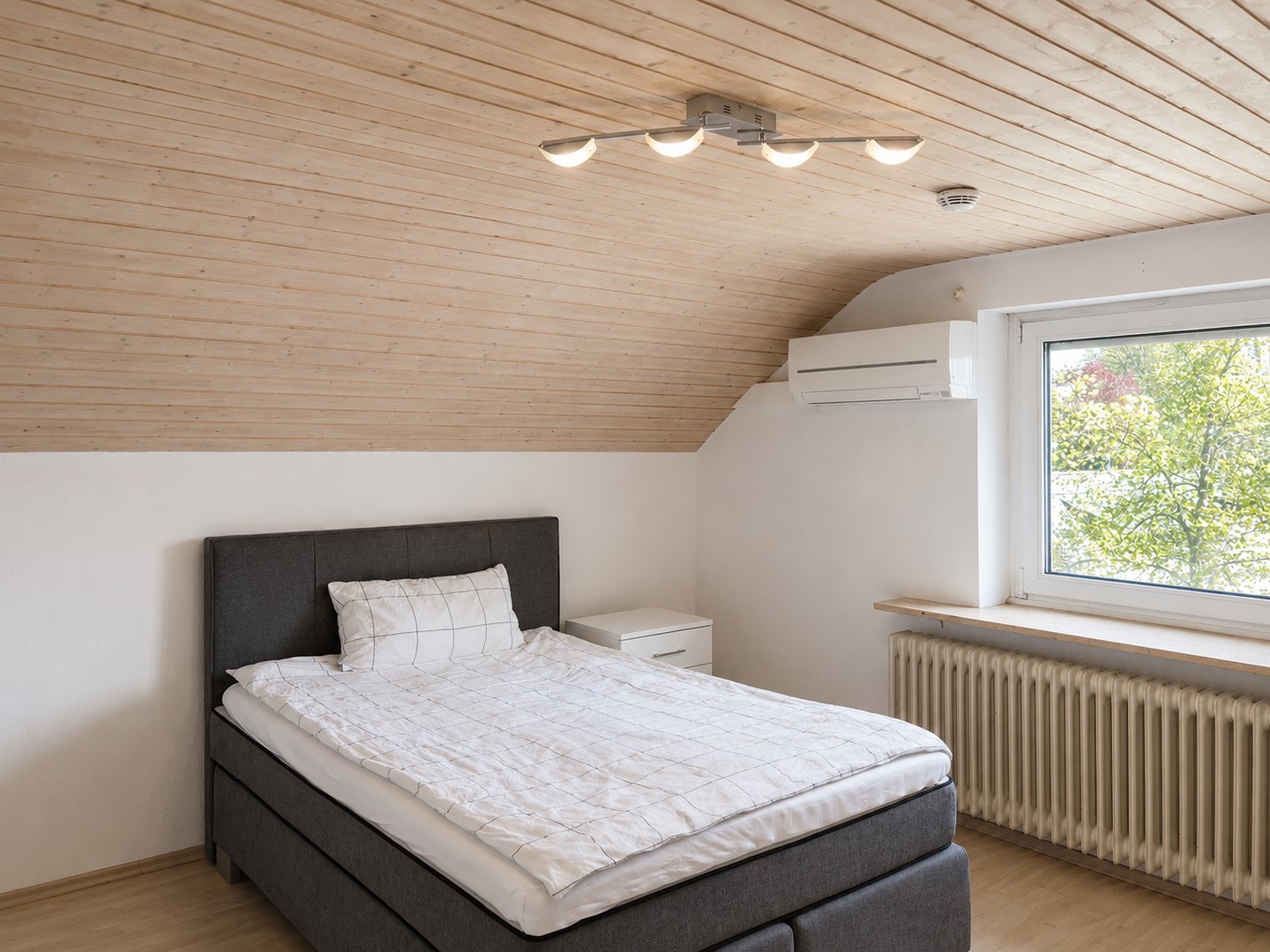Gepflegtes freistehendes Einfamilienhaus mit Garten & Wintergarten – Fürth-Unterfarrnbach – Fürth – Vorschaubild 21